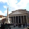 街中に突然現れる古代ローマの神殿、パンテオン！